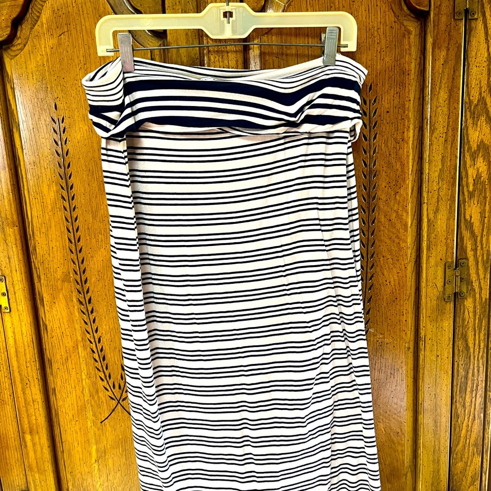 Ladies midi skirt